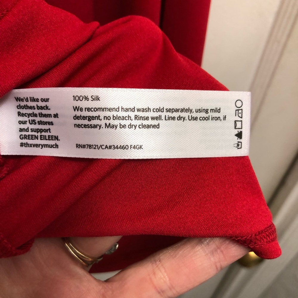 Eileen Fisher Womens Silk 100% Tank Top Color: Red Size Petite Large - Picture 4 of 4
